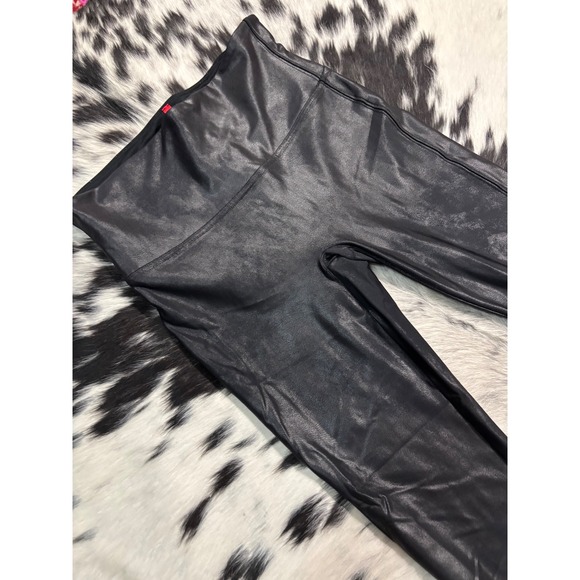 Spanx Faux Leather Leggings Women's Black High Waisted Tummy Control Medium - Picture 1 of 5